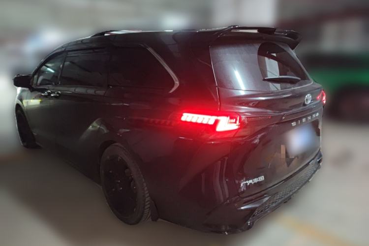 Used Toyota SIENNA 2021 2.5L Hybrid Luxury Edition Rear Left 45 Deg