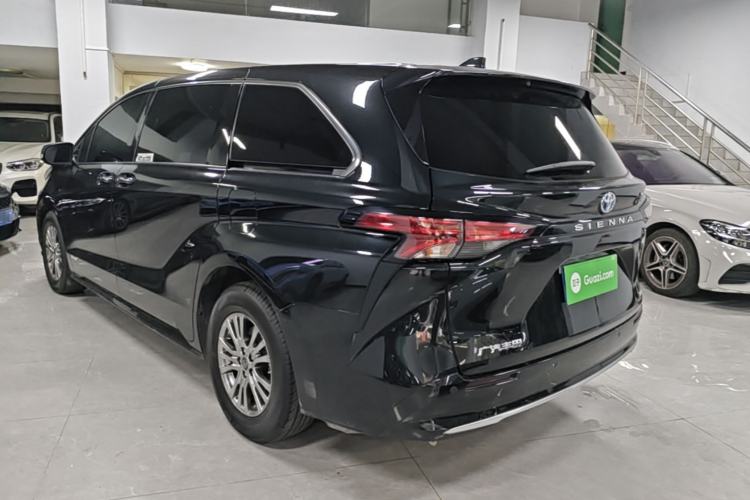 Used Toyota SIENNA 2021 2.5L Hybrid Luxury Edition Rear Left 45 Deg