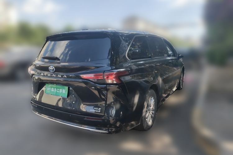 Used Toyota SIENNA 2021 2.5L Hybrid Luxury Edition Rear Right 45 Deg