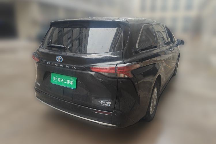 Used Toyota SIENNA 2021 2.5L Hybrid Luxury Edition Rear Right 45 Deg