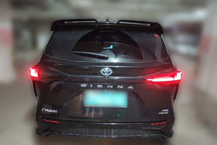 Used Toyota SIENNA 2021 2.5L Hybrid Luxury Edition Rear