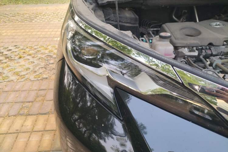 Used Toyota SIENNA 2021 2.5L Hybrid Comfort Edition Right Front Headlight