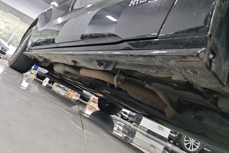 Used Toyota SIENNA 2021 2.5L Hybrid Luxury Edition Right Side Sill