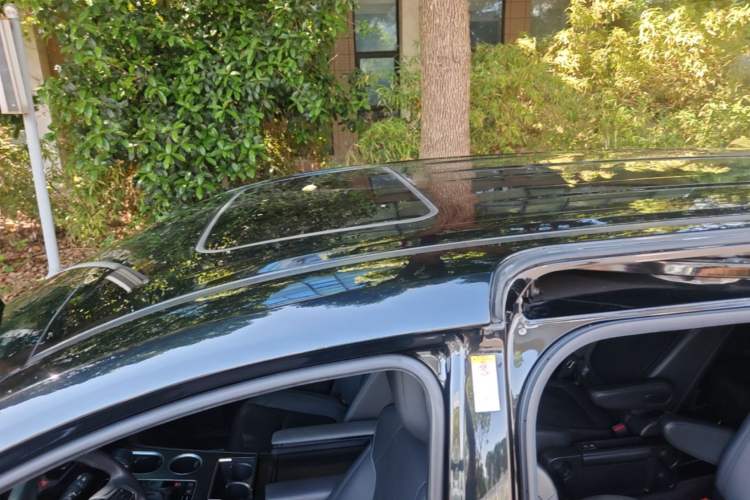 Used Toyota SIENNA 2021 2.5L Hybrid Premium Edition Roof