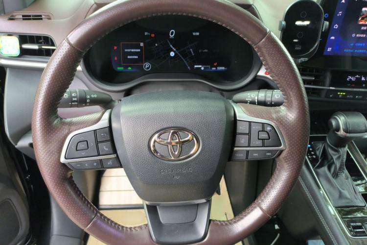 Used Toyota SIENNA 2021 2.5L Hybrid Platinum Edition Steering Wheel