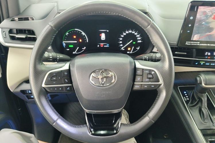 Used Toyota SIENNA 2021 2.5L Hybrid Premium Edition Steering Wheel