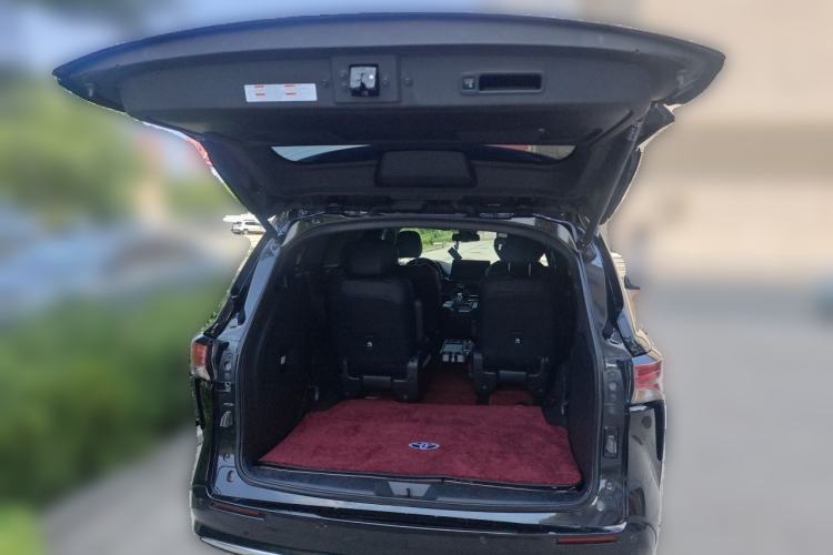 Used Toyota SIENNA 2021 2.5L Hybrid Premium Edition Trunk