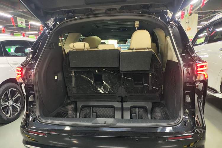 Used Toyota SIENNA 2021 2.5L Hybrid Ultimate Edition Trunk