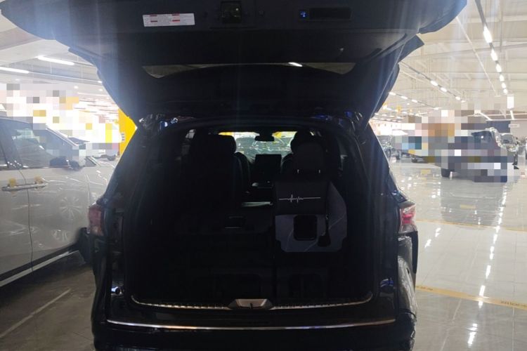 Used Toyota SIENNA 2021 2.5L Hybrid Premium Edition Trunk