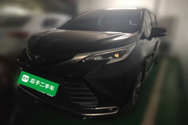 Used Toyota SIENNA 2021 2.5L Hybrid Premium Edition