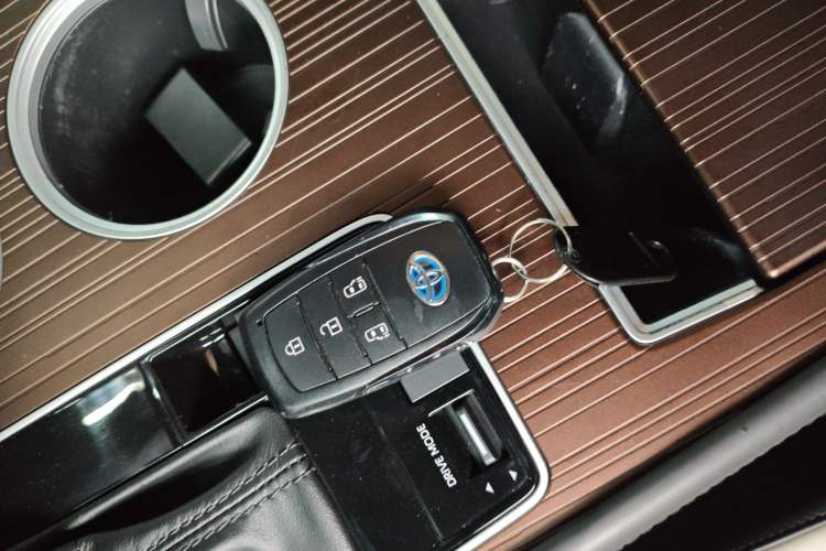 Used Toyota SIENNA 2021 2.5L Hybrid Comfort Edition Vehicle Key