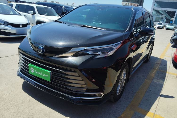 Used Toyota SIENNA 2021 2.5L Hybrid Premium Edition Guazi used car, China used car export, Used car for sale, Used  cars, Cheapest cars for sale