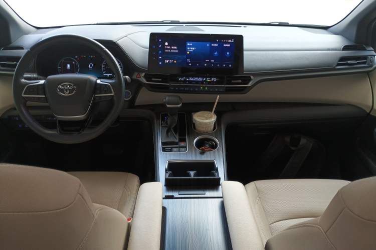 Used Toyota SIENNA 2021 2.5L Hybrid Ultimate Edition Center Console