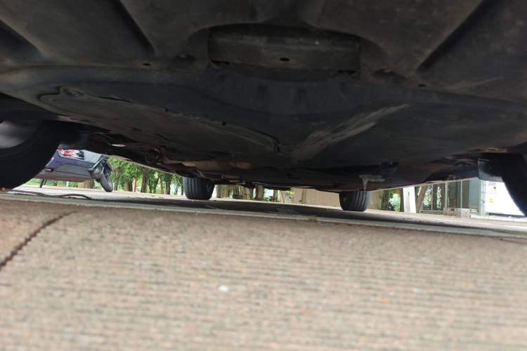 Used Toyota SIENNA  Chassis Front