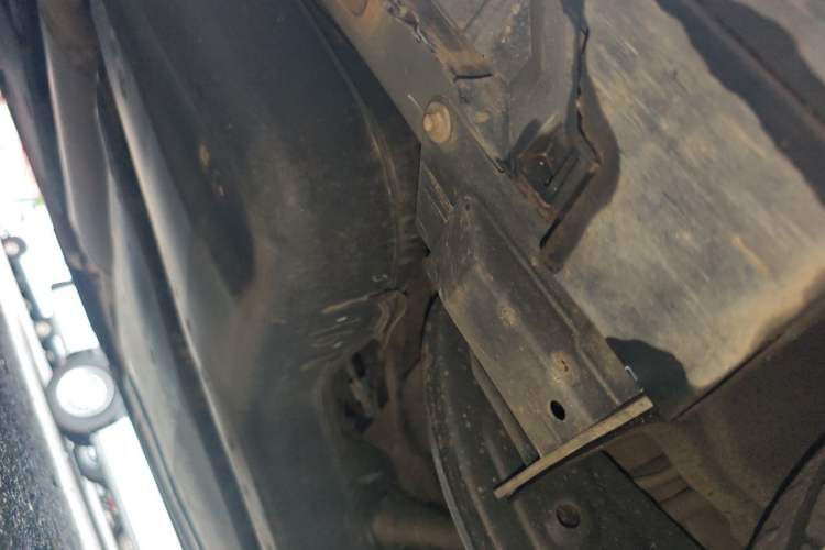 Used Toyota SIENNA 2021 2.5L Hybrid Luxury Edition Chassis Rear Left