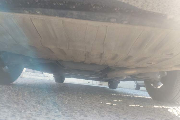 Used Toyota SIENNA 2021 2.5L Hybrid Platinum Edition Chassis Rear