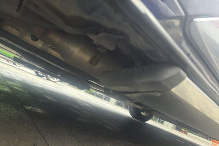 Used Toyota SIENNA 2021 2.5L Hybrid Platinum Edition Chassis Rear Right