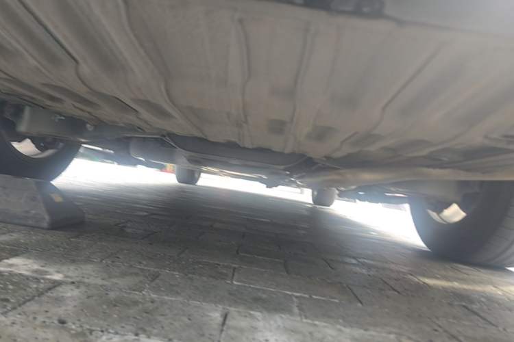 Used Toyota SIENNA 2021 2.5L Hybrid Platinum Edition Chassis Rear