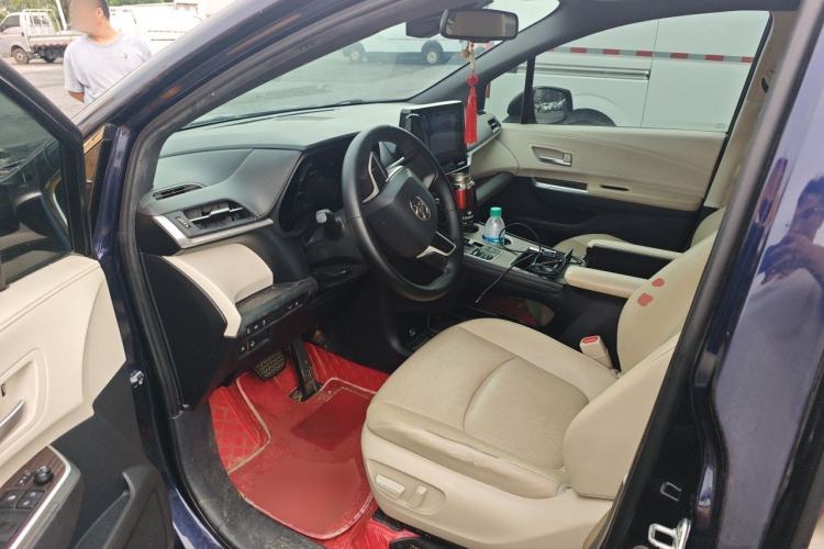 Used Toyota SIENNA 2021 2.5L Hybrid Luxury Edition Driver Seat