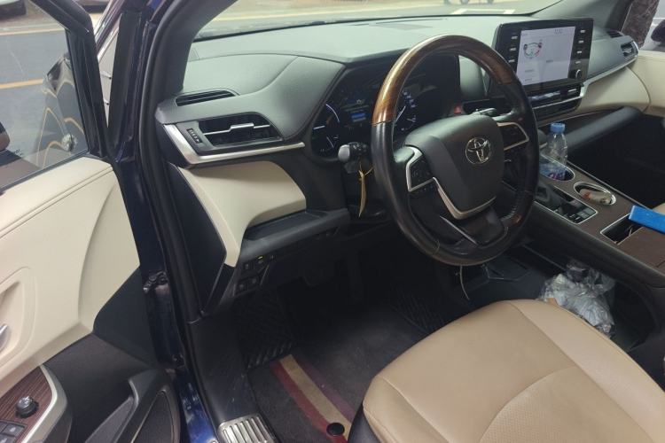 Used Toyota SIENNA  Driver Seat
