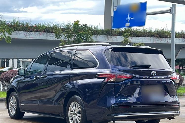 Used Toyota SIENNA 2021 2.5L Hybrid Luxury Edition Exterior 5