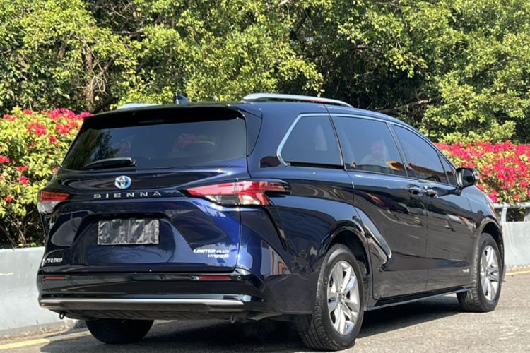 Used Toyota SIENNA 2021 2.5L Hybrid Ultimate Edition Exterior 7