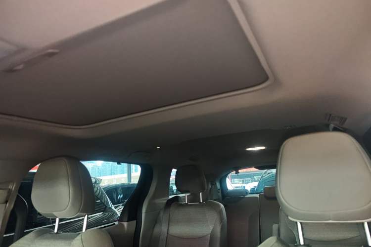 Used Toyota SIENNA 2021 2.5L Hybrid Comfort Edition Headliner
