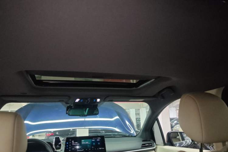 Used Toyota SIENNA 2021 2.5L Hybrid Ultimate Edition Headliner