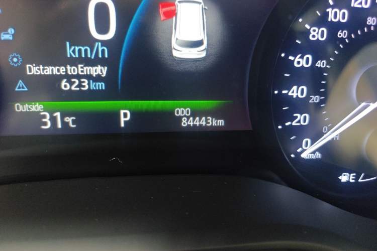 Used Toyota SIENNA  Odometer Close Up