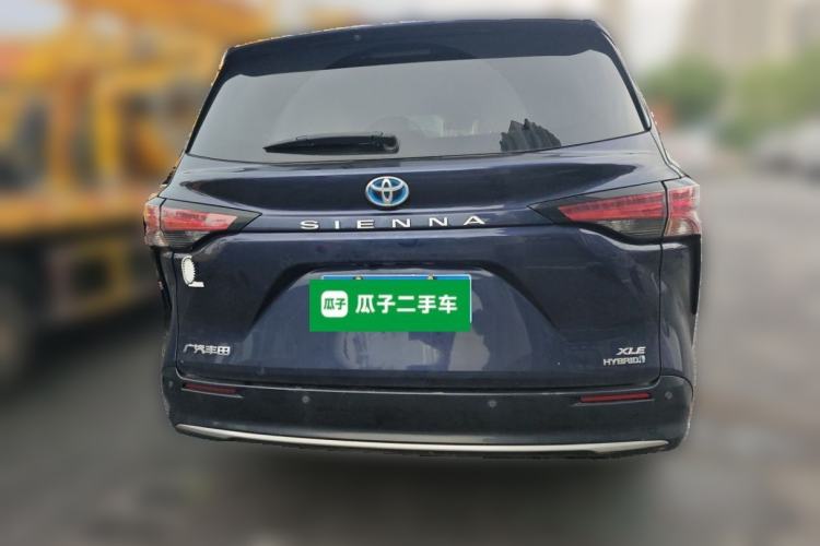 Used Toyota SIENNA 2021 2.5L Hybrid Luxury Edition Rear