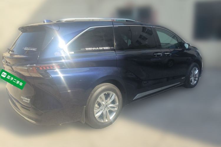 Used Toyota SIENNA 2021 2.5L Hybrid Platinum Edition Rear Right 45 Deg