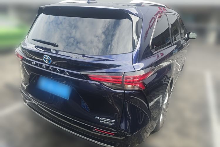 Used Toyota SIENNA 2021 2.5L Hybrid Platinum Edition Rear Right 45 Deg