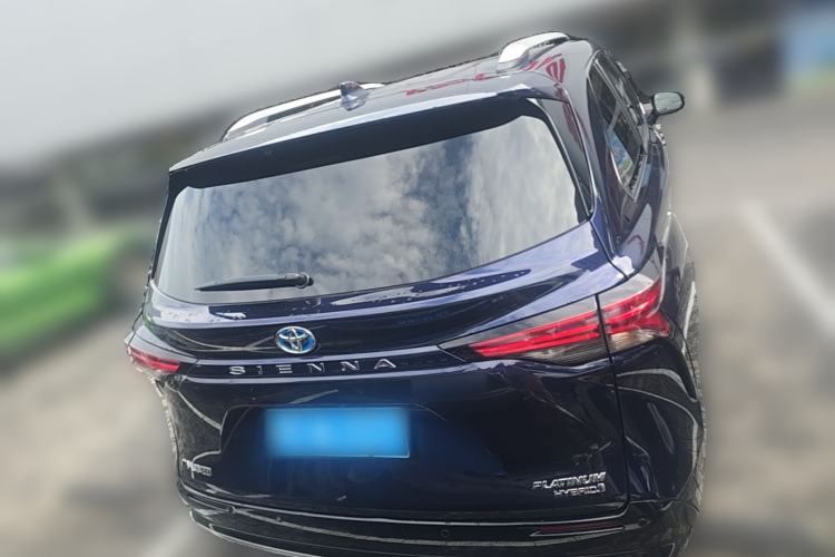 Used Toyota SIENNA 2021 2.5L Hybrid Platinum Edition Rear