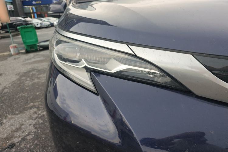 Used Toyota SIENNA 2021 2.5L Hybrid Luxury Edition Right Front Headlight