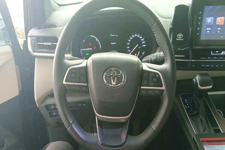 Used Toyota SIENNA 2021 2.5L Hybrid Luxury Edition Steering Wheel