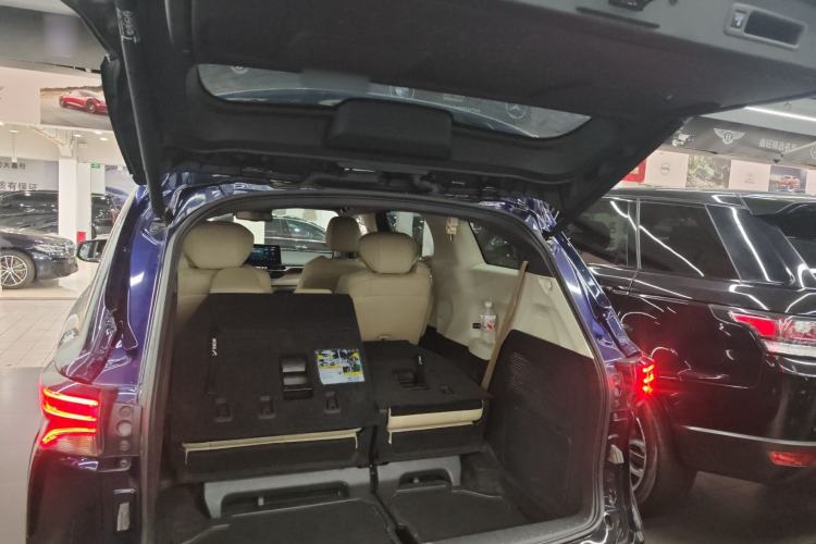 Used Toyota SIENNA 2021 2.5L Hybrid Ultimate Edition Trunk