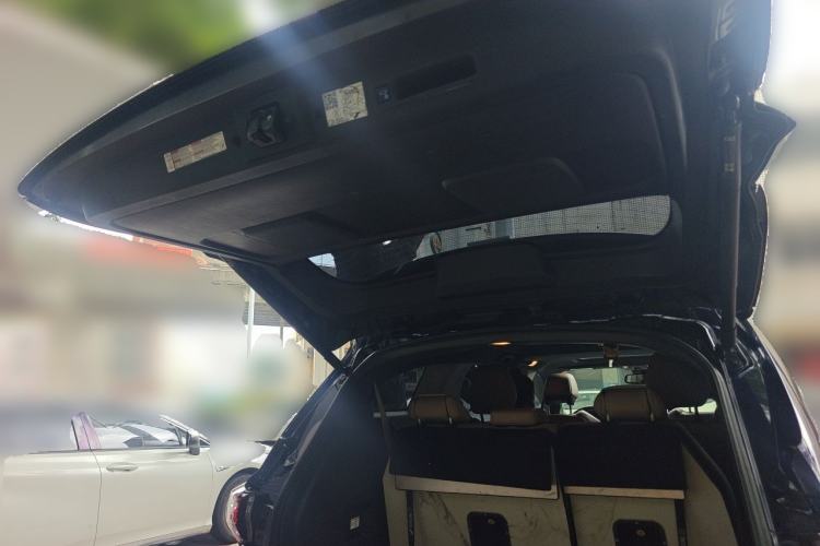 Used Toyota SIENNA  Trunk
