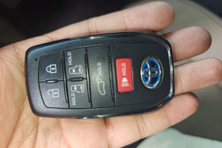 Used Toyota SIENNA  Vehicle Key