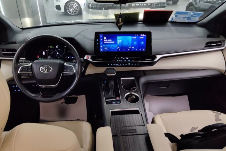 Used Toyota SIENNA 2021 2.5L Hybrid Ultimate Edition Center Console