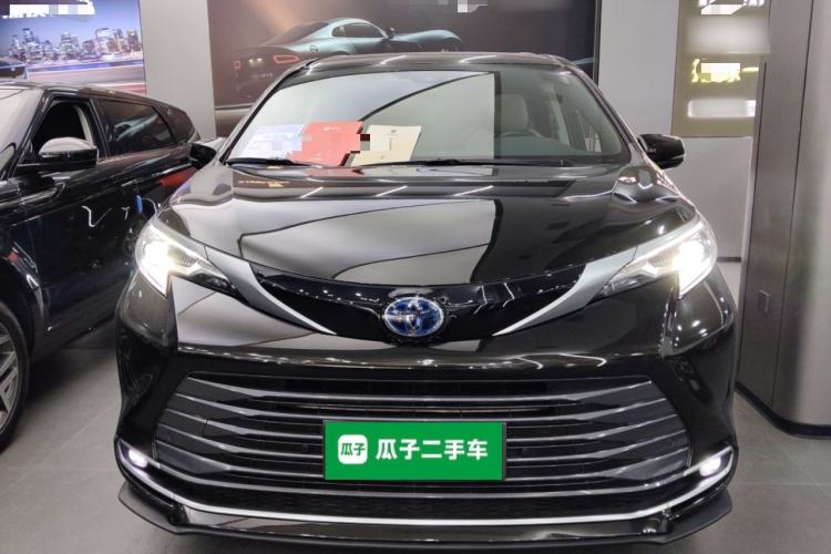 Used Toyota SIENNA 2021 2.5L Hybrid Ultimate Edition Front