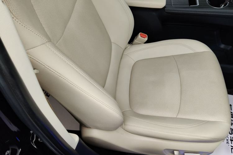 Used Toyota SIENNA 2021 2.5L Hybrid Ultimate Edition Right Front Seat