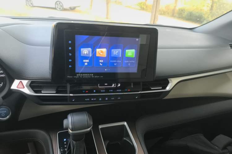 Used Toyota SIENNA 2021 2.5L Hybrid Luxury Edition Audio And AC Panel