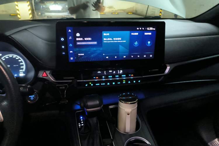 Used Toyota SIENNA 2021 2.5L Hybrid Ultimate Edition Audio And AC Panel