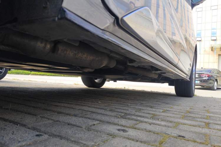 Used Toyota SIENNA 2021 2.5L Hybrid Platinum Edition Chassis Rear Right