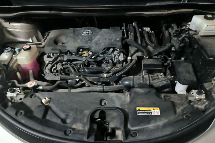 Used Toyota SIENNA 2021 2.5L Hybrid Ultimate Edition Engine Bay