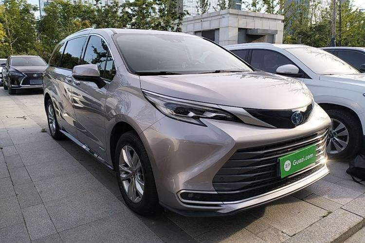 Used Toyota SIENNA 2021 2.5L Hybrid Ultimate Edition Exterior 1