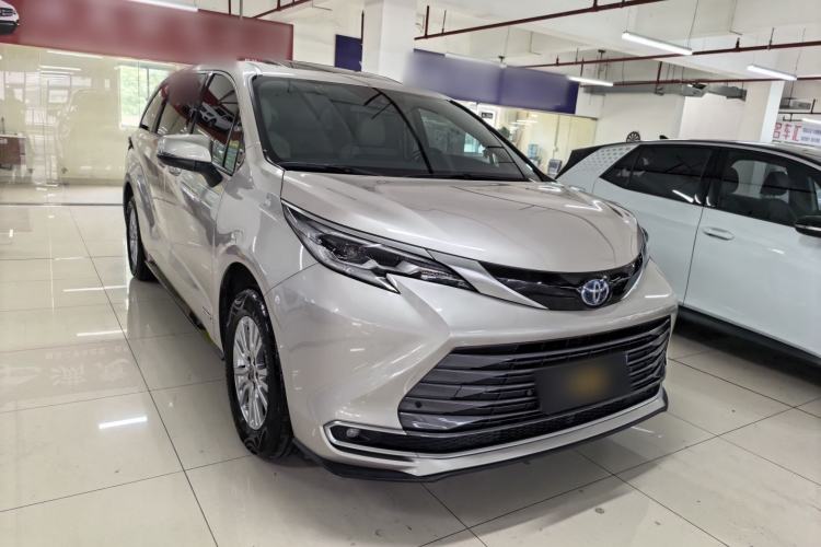Used Toyota SIENNA 2021 2.5L Hybrid Luxury Edition Exterior 4