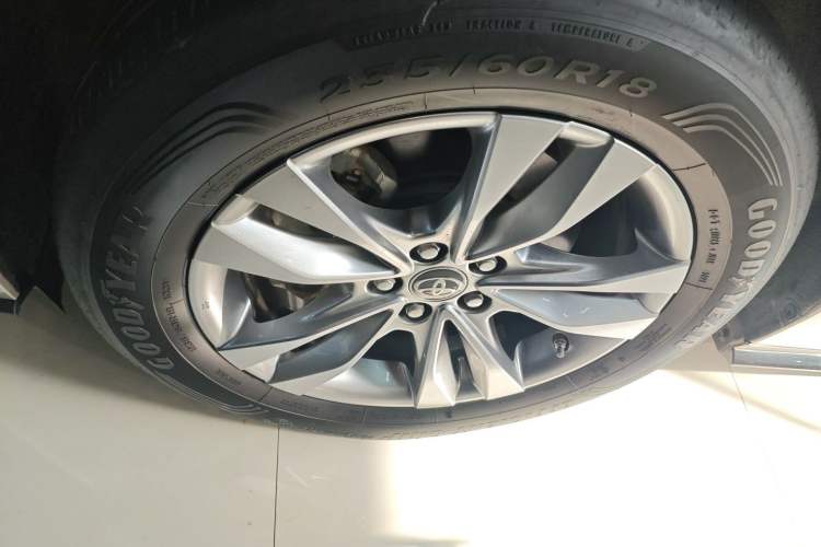 Used Toyota SIENNA 2021 2.5L Hybrid Ultimate Edition Exterior 4