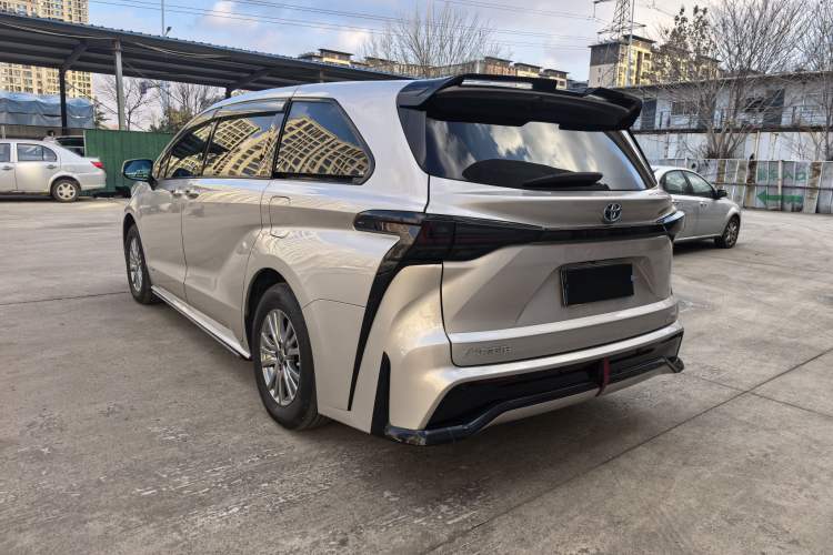 Used Toyota SIENNA 2021 2.5L Hybrid Comfort Edition Exterior 6