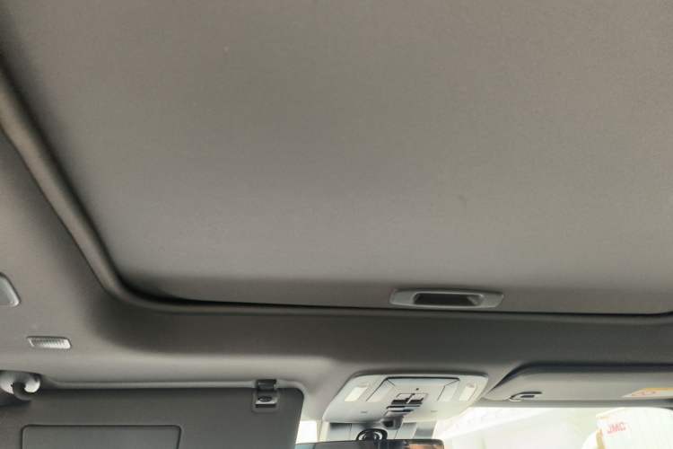 Used Toyota SIENNA 2021 2.5L Hybrid Platinum Edition Headliner